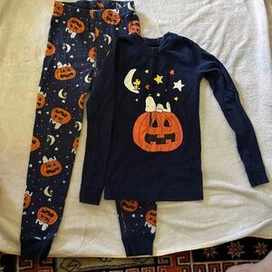 Hanna Andersson Navy and Orange Pumpkin Pajama Set
